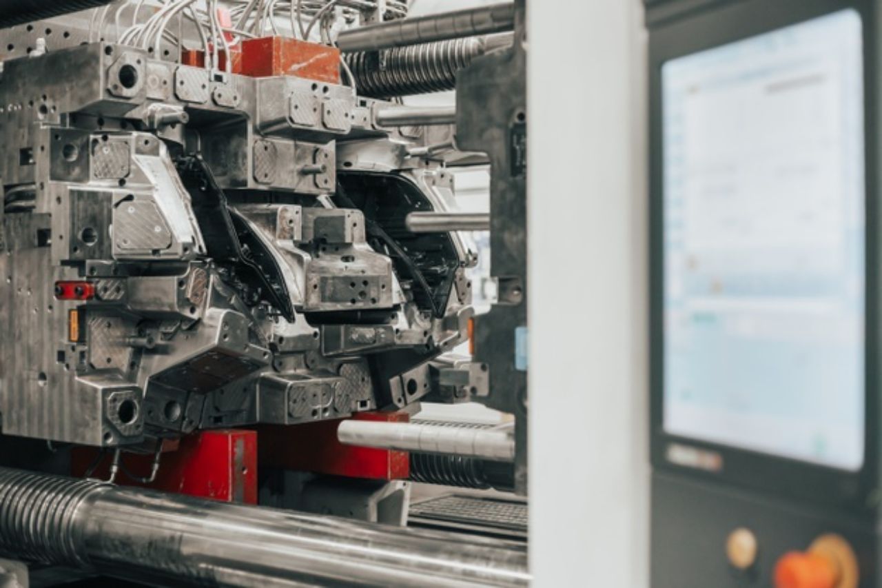 Innovations in bioplastics