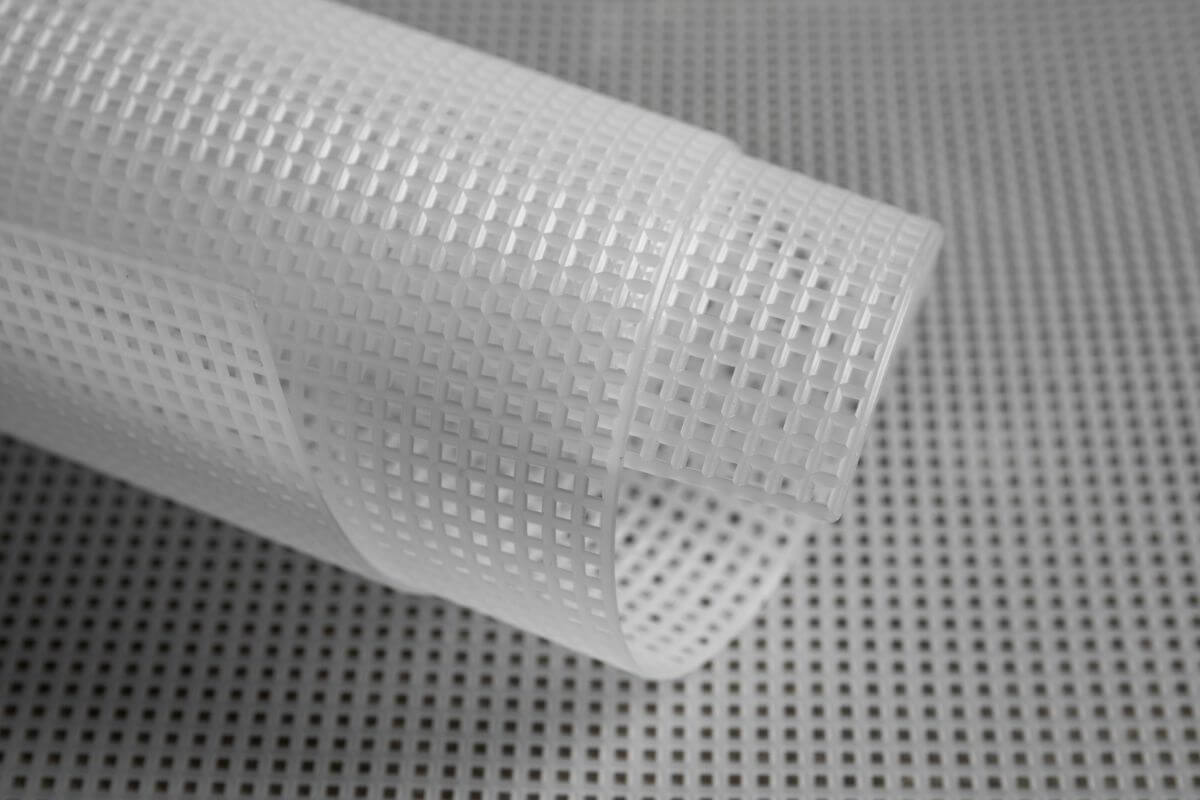 Why Should Solar Panels Have a Plastic Casing?