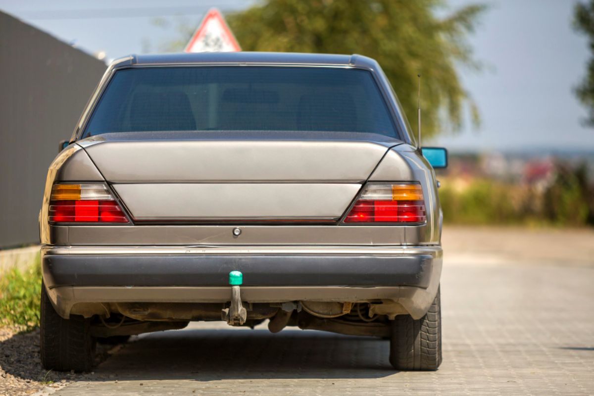 Why Plastic Mold Makers are Crucial for High-Performance Car Bumpers